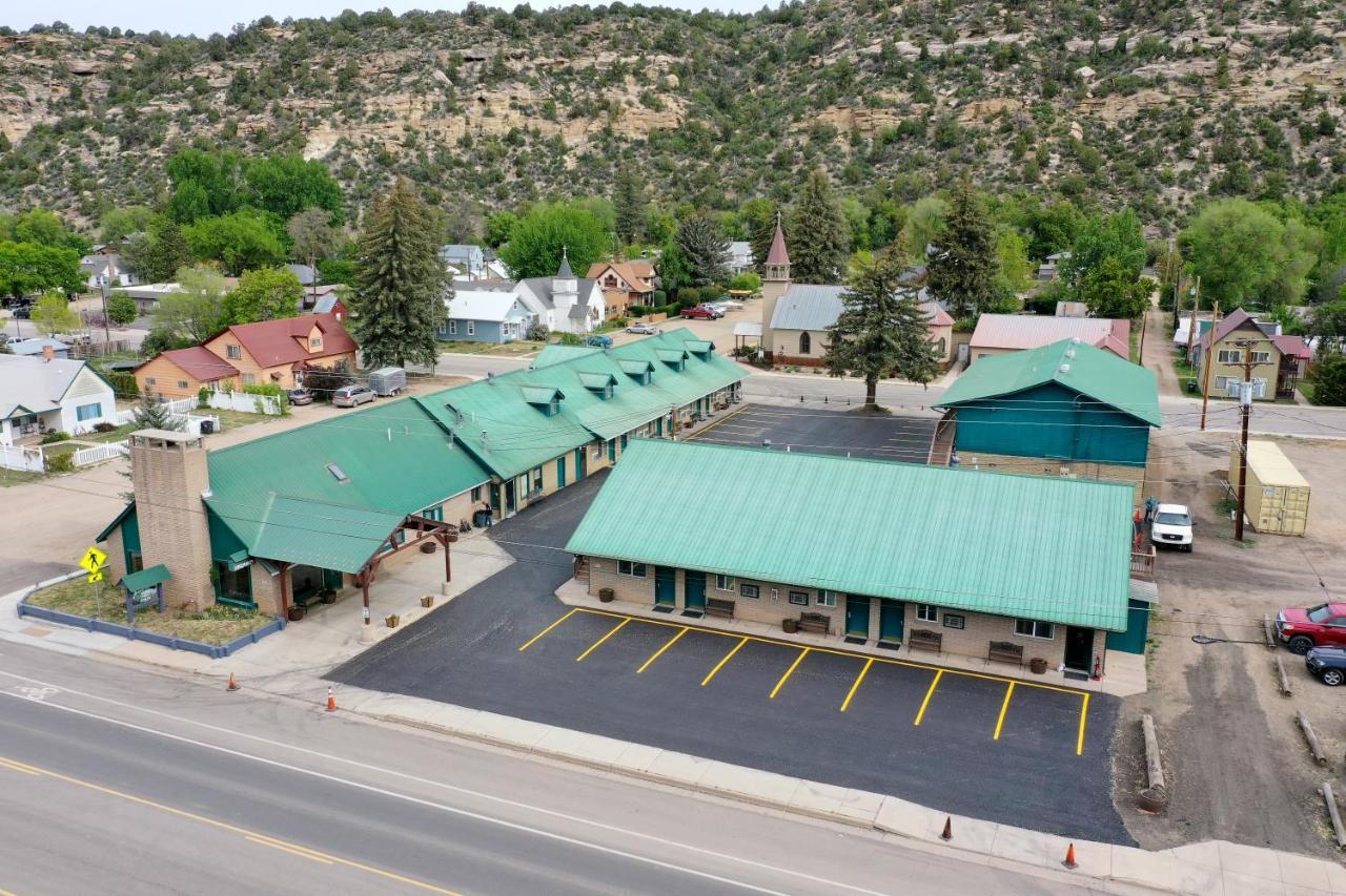 Dolores Mountain Inn Екстериор снимка