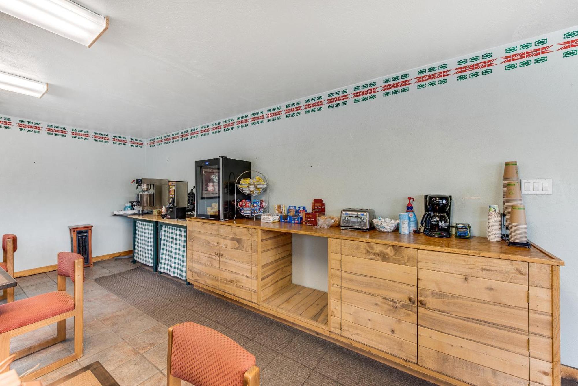 Dolores Mountain Inn Екстериор снимка