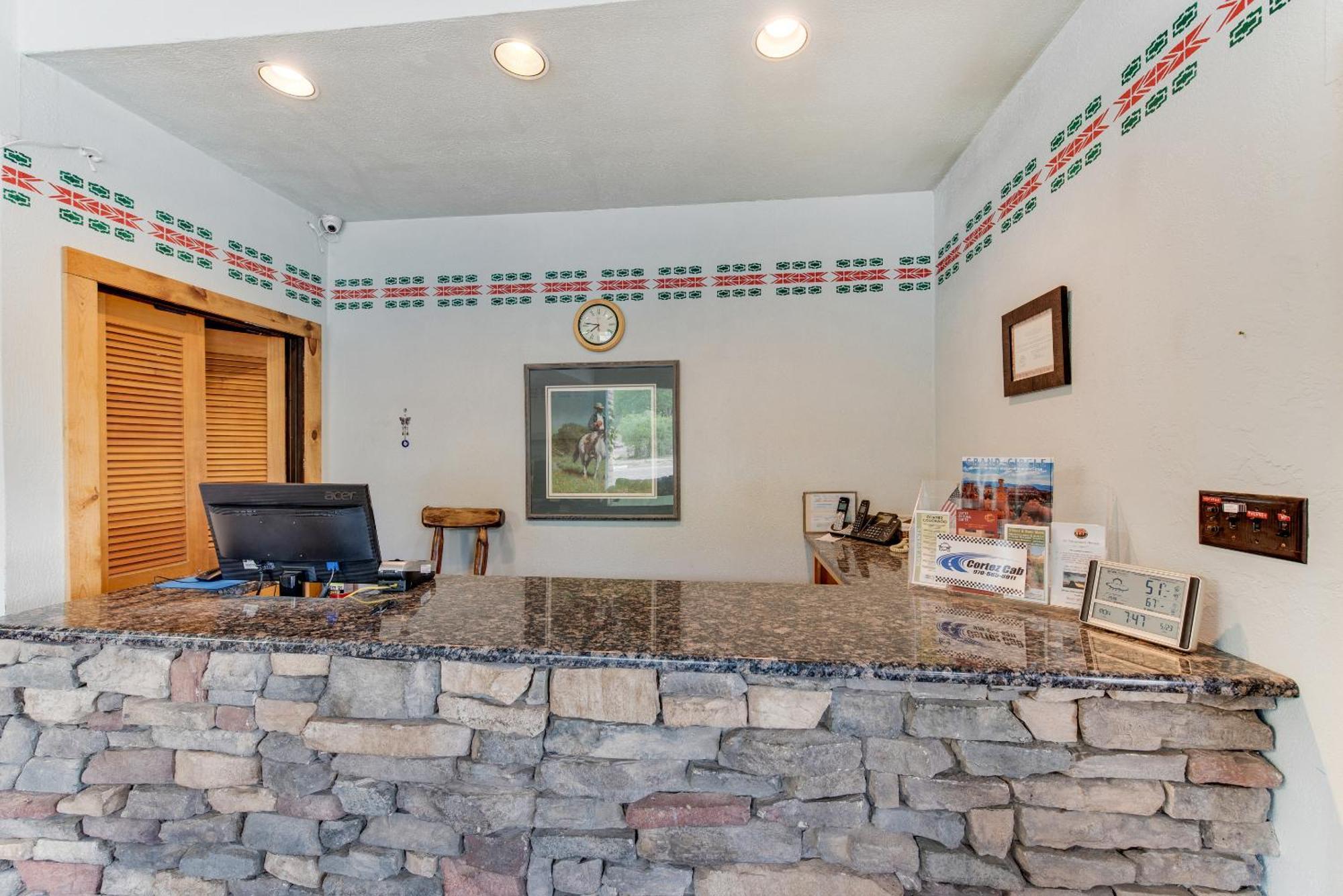 Dolores Mountain Inn Екстериор снимка