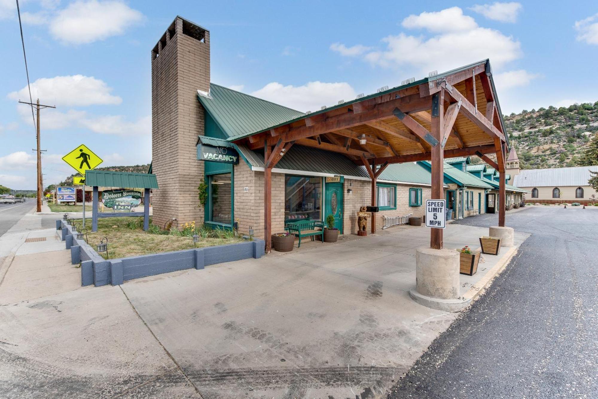 Dolores Mountain Inn Екстериор снимка